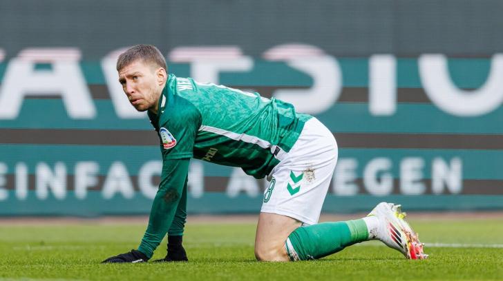 Werder Bremen winger Mitchell Weiser